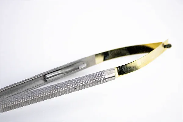 Porta Agulha Castroviejo Reto Diamantado S-lock - 18cm 2